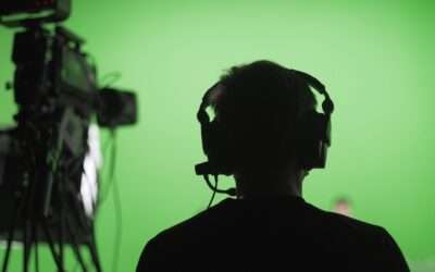 Pros and Cons of Green Screens in Video Production