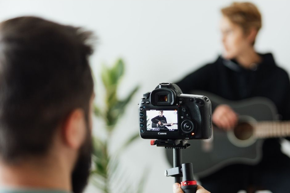 Stop Shaking! 5 Essential Gear Tips for Smooth, Professional-Looking Video